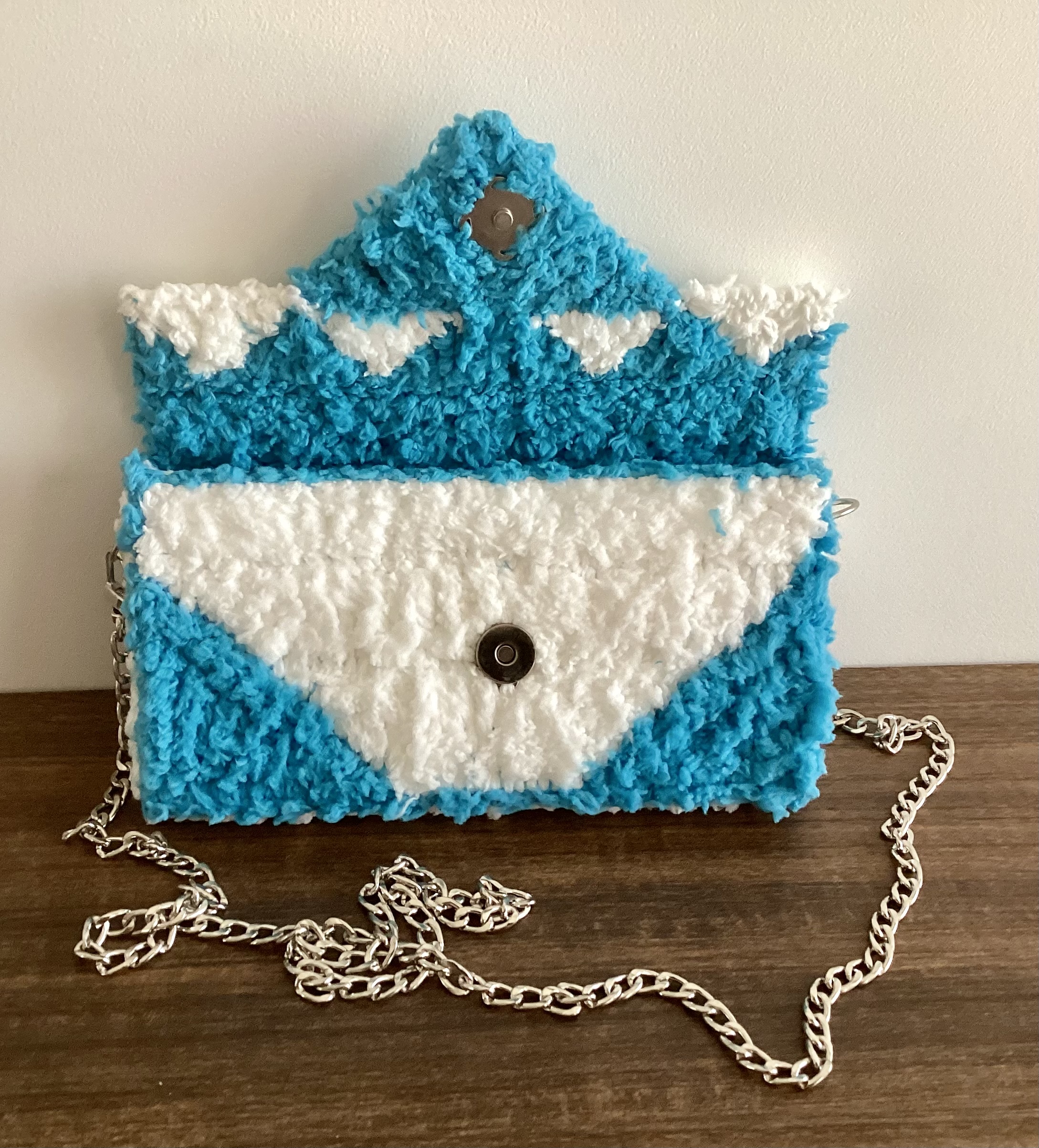 Envelope-Bag „Kuscheltraum in blau-weiß“